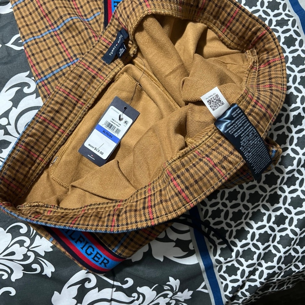 Pants - Picture 3 of 4
